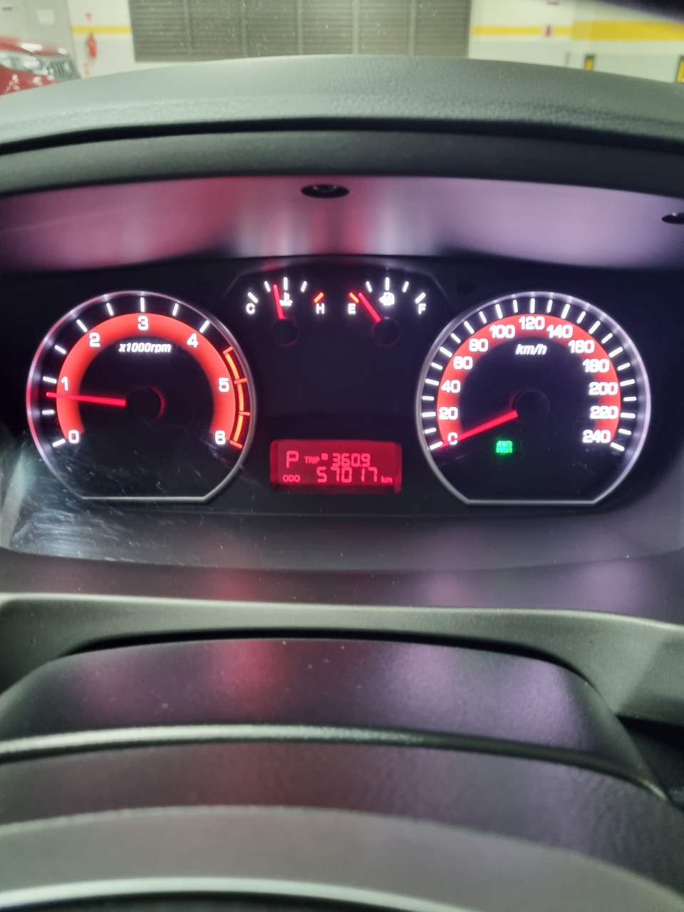 17q616p75rjm.jpg